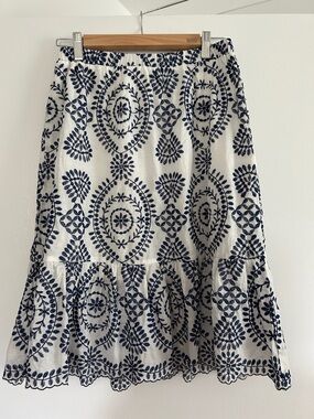 Adiva White Midi Skirt with Navy Floral Lace Embroidery